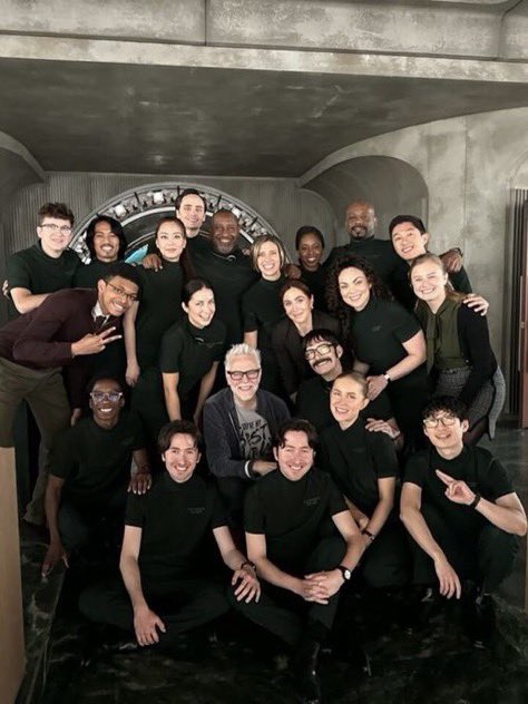 LuthorCorp don’t rely on AI when we have this wonderful team.