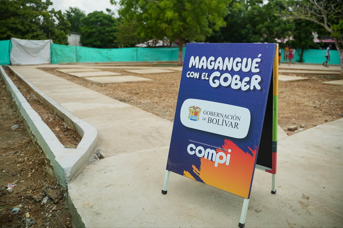 YamilHAranaP's tweet image. En San de Rafael de Cortina revisamos los avances del nuevo parque que hacemos realidad gracias al #COMPI. 

Además, decidimos construir una vía en adoquín junto al parque, para que cuando lleguen los visitantes digan: “¡El pueblo cambió!” 

Seguimos trabajando de la mano de la