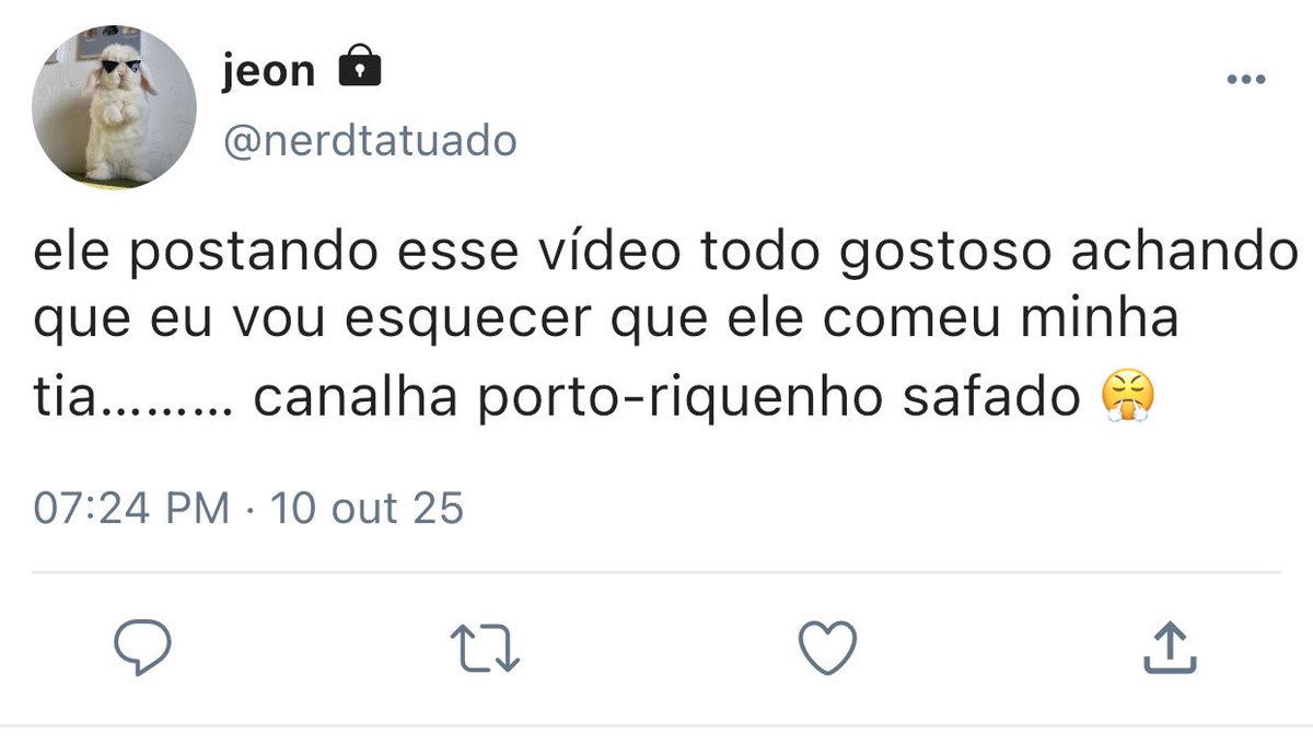 ttgukk7's tweet image. extra-crossdresser  #tkkau

jungkook só queria um fim de semana tranquilo com o namorado e a família em minas gerais. o que ele não esperava era descobrir que taehyung já ficou com uma de suas tias. taehyung tá disposto a tudo pra se redimir, até mesmo vestir uma calcinha.
