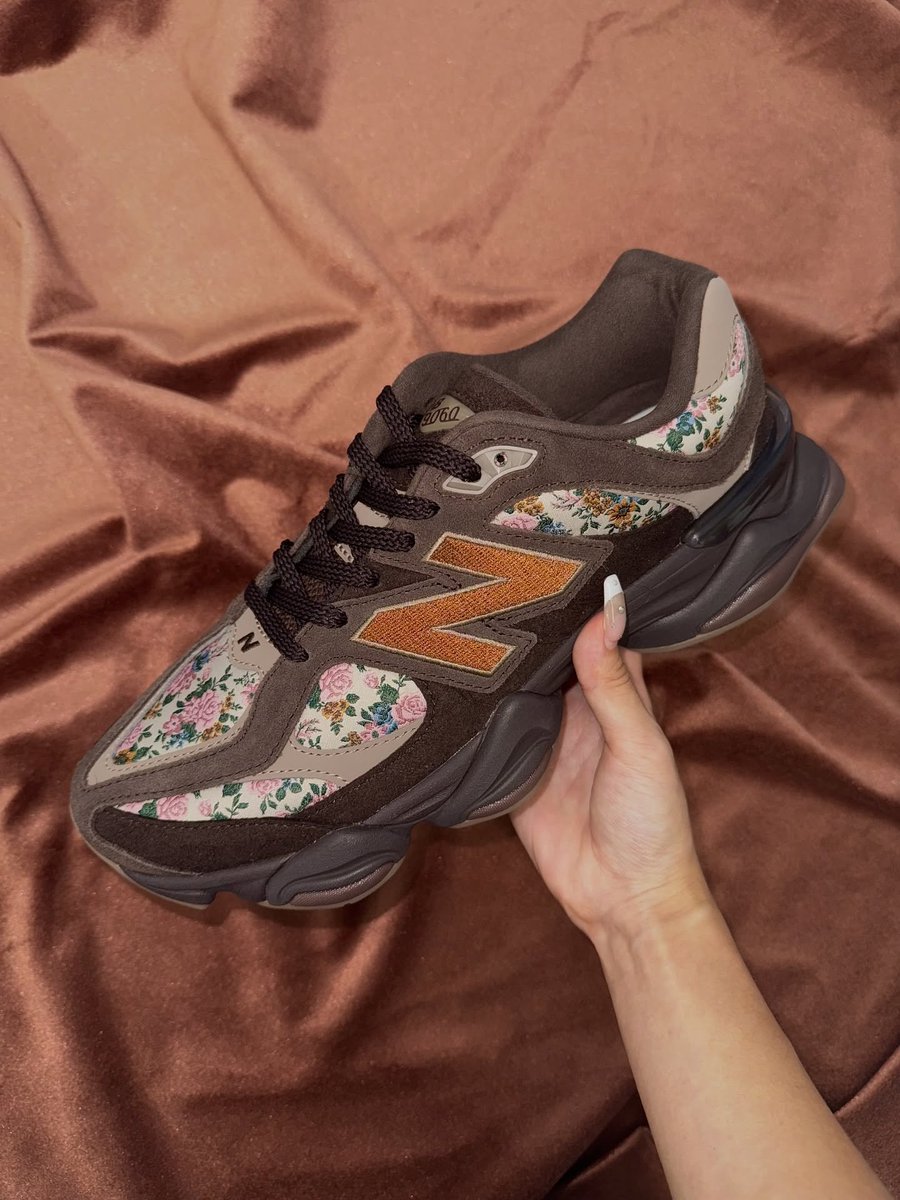 2025年 10/17 発売】 atmos pink × New Balance U9060 ATP 