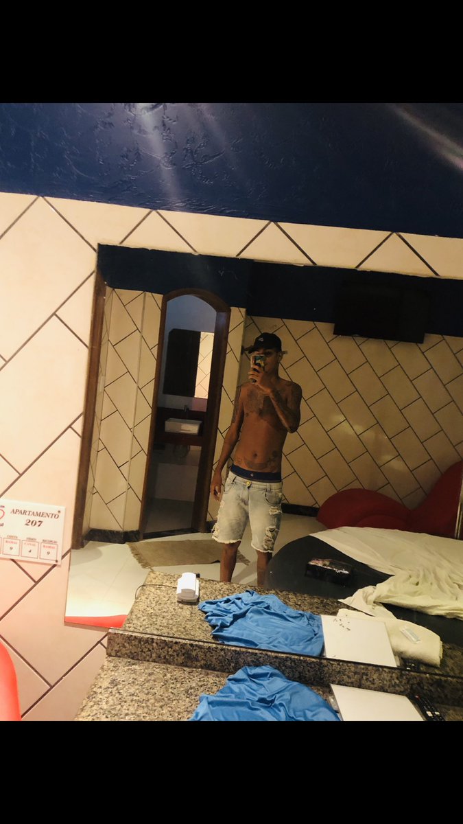Walaceslv1's tweet photo. Oii amgs😈❤️🫣

#sstvi #BamBam #AFazenda17 https://t.co/dLamWx7wfp