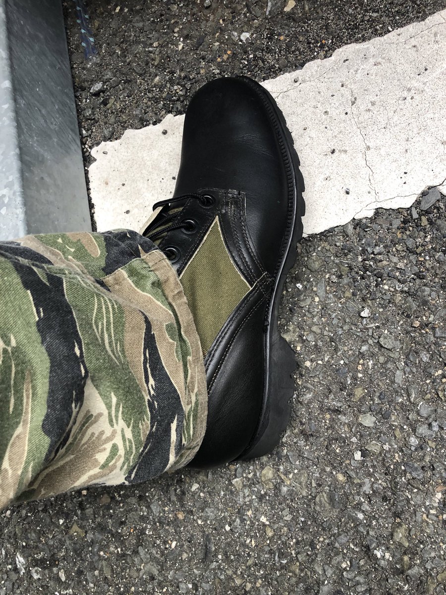 onehearttomo2's tweet photo. 講習会でブーツの慣らし(ง ˙˘˙ )ว

#US1967
#SpikeProtective
#TropicalBoot
#GENESCO https://t.co/6I7z646ZUy