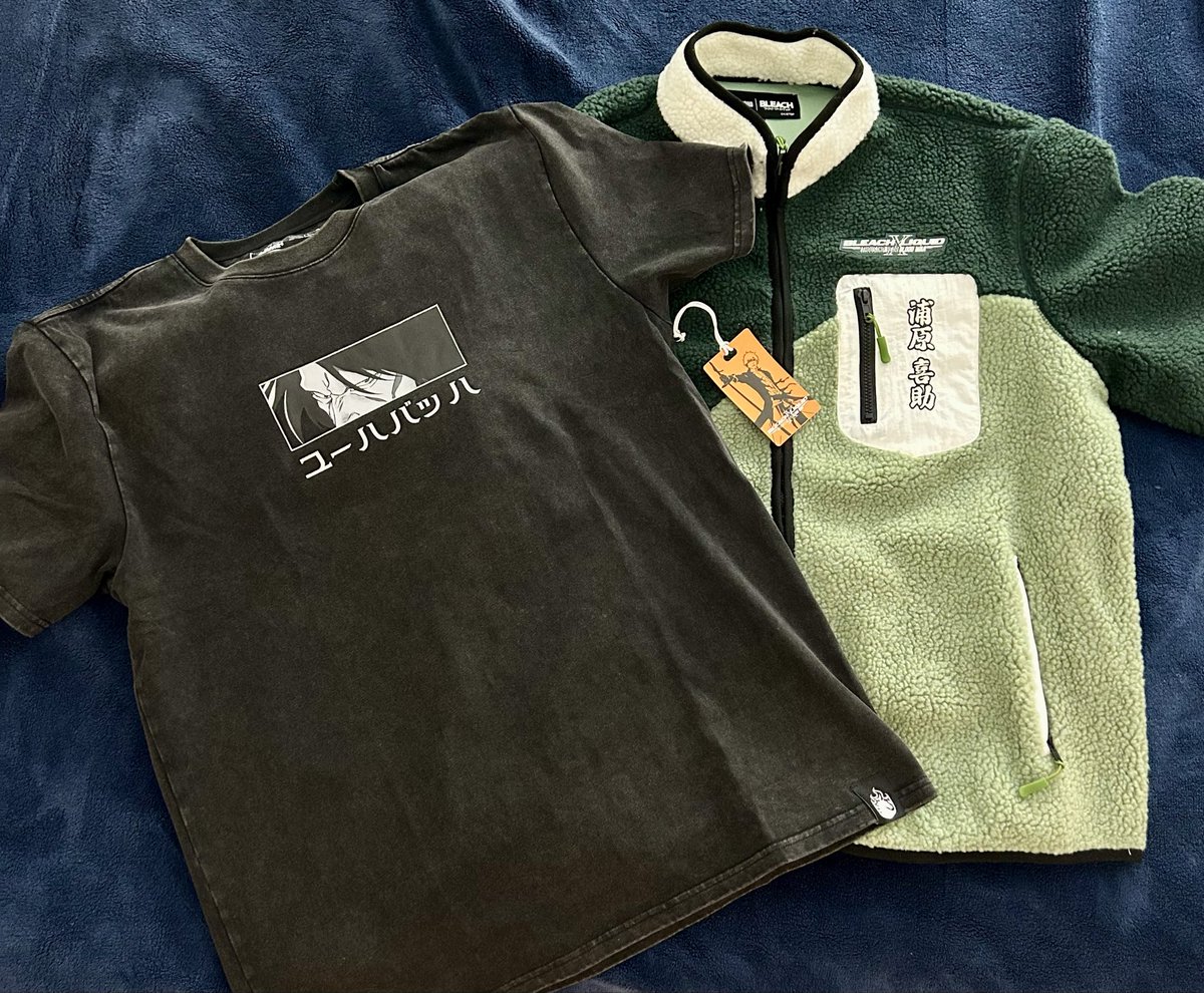 value_replay's tweet image. 1. Came back from a long trip and found this insane package from my fav esports org Team Liquid - thanks to them for thinking of me during their #TLxBleach collab. (The logo is so fucking sick) TL.GG/BLEACH 

2. Hoping I’ll have some cool video stuff to share soon.