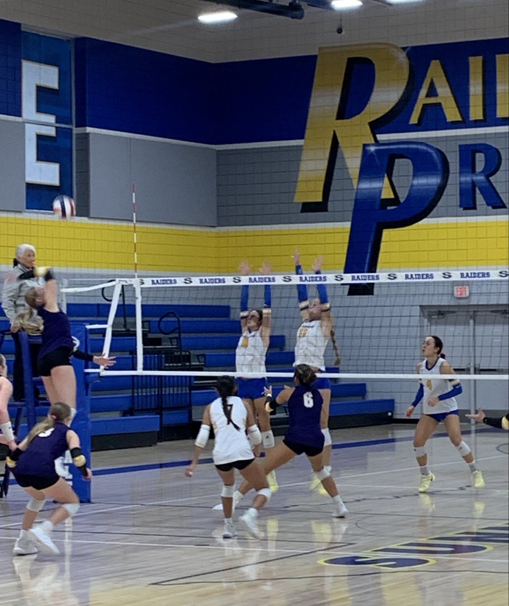 <a href="/TheSunnyvaleVB/">Sunnyvale Volleyball Official</a> take down Farmersville in 3!  <a href="/RaiderBuilt/">Sunnyvale ISD Athletics</a>