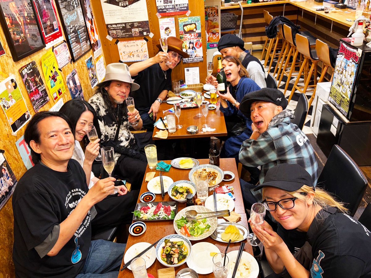 SION Official tweet media