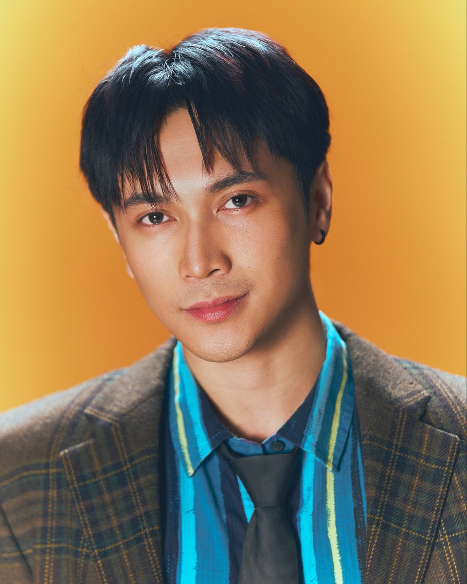 SURPRISE! 👀 it’s wild how God reroutes some of your dreams without warnings. dati, nakikihiram lang ako ng ilaw sa Univerkada, ngayon parte na tayo nito— an answered prayer indeed.

Acel nga pala. Your class president. Welcome to the Golden Era. 🧡
