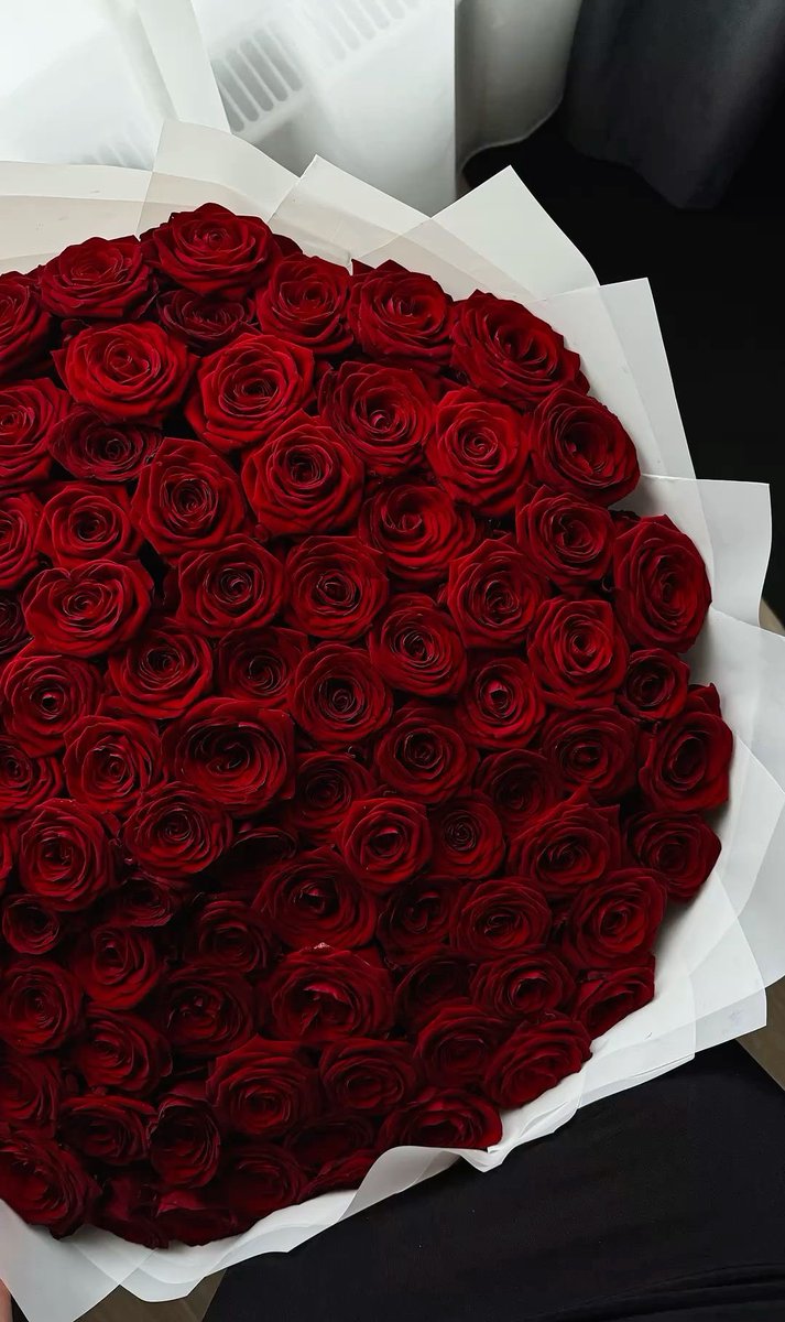 IQUEEEN__'s tweet image. 