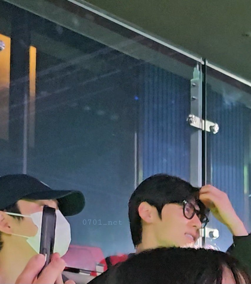 soojin squirming in her seat rn