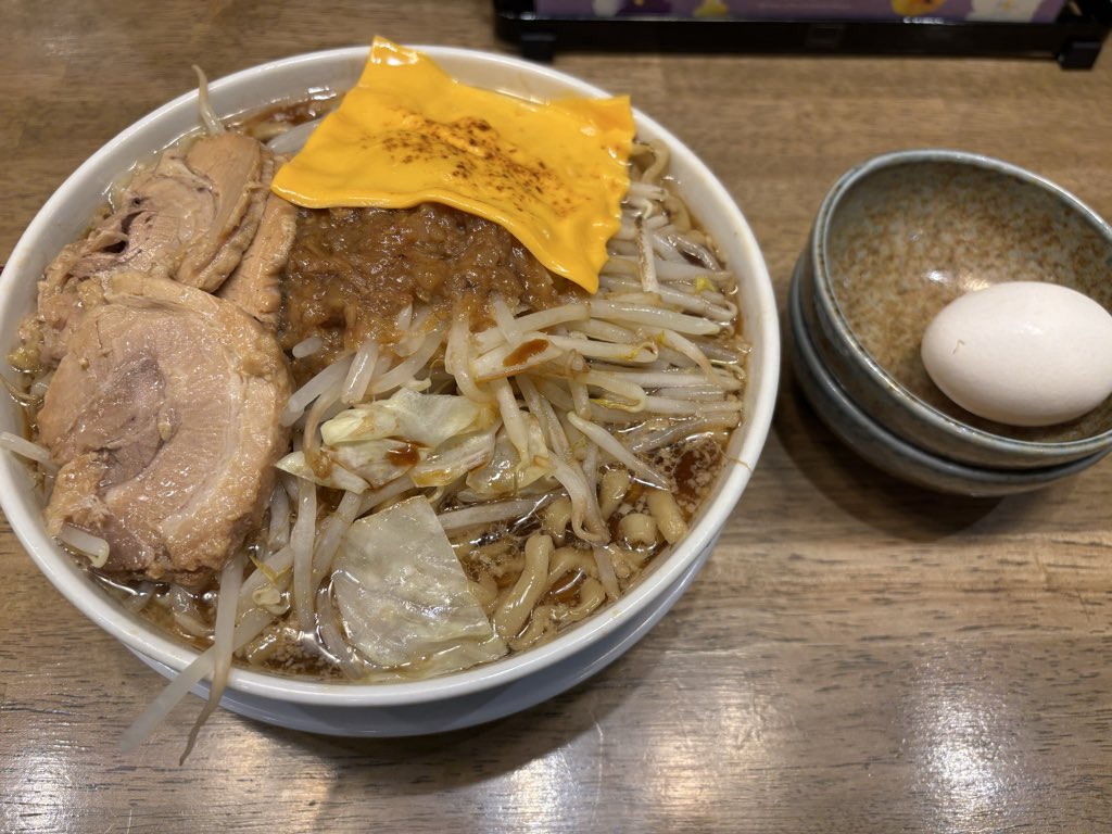 約1ヶ月ぶりのラーメン🥲
体も喜んでる