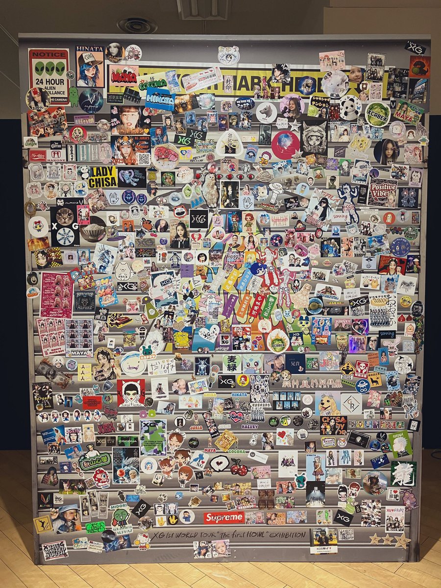 neealphaz's tweet image. ゆっくり見れました🥰
#XG_ThefirstHOWL_EXHIBITION