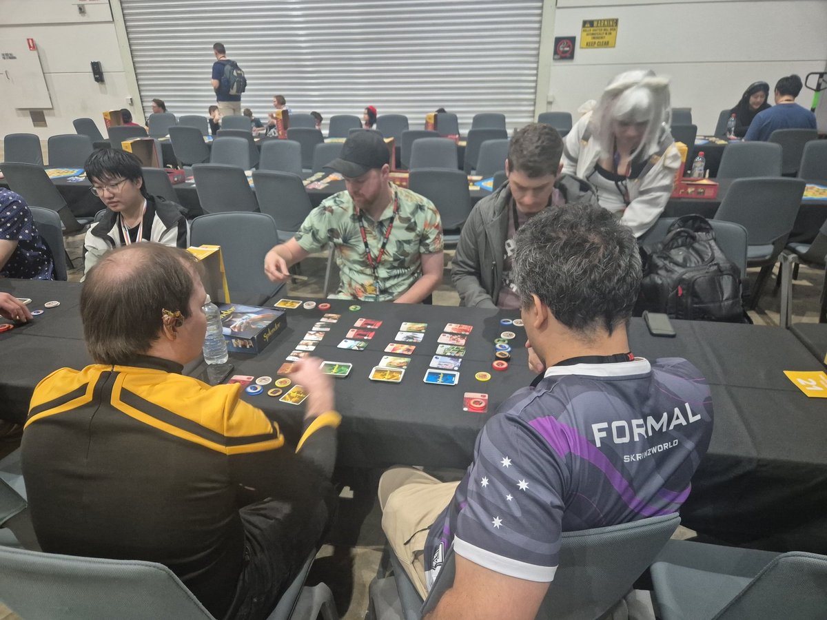 aussie_rusty's tweet image. Lets go @formalcasting.
Lose so we can get food XD