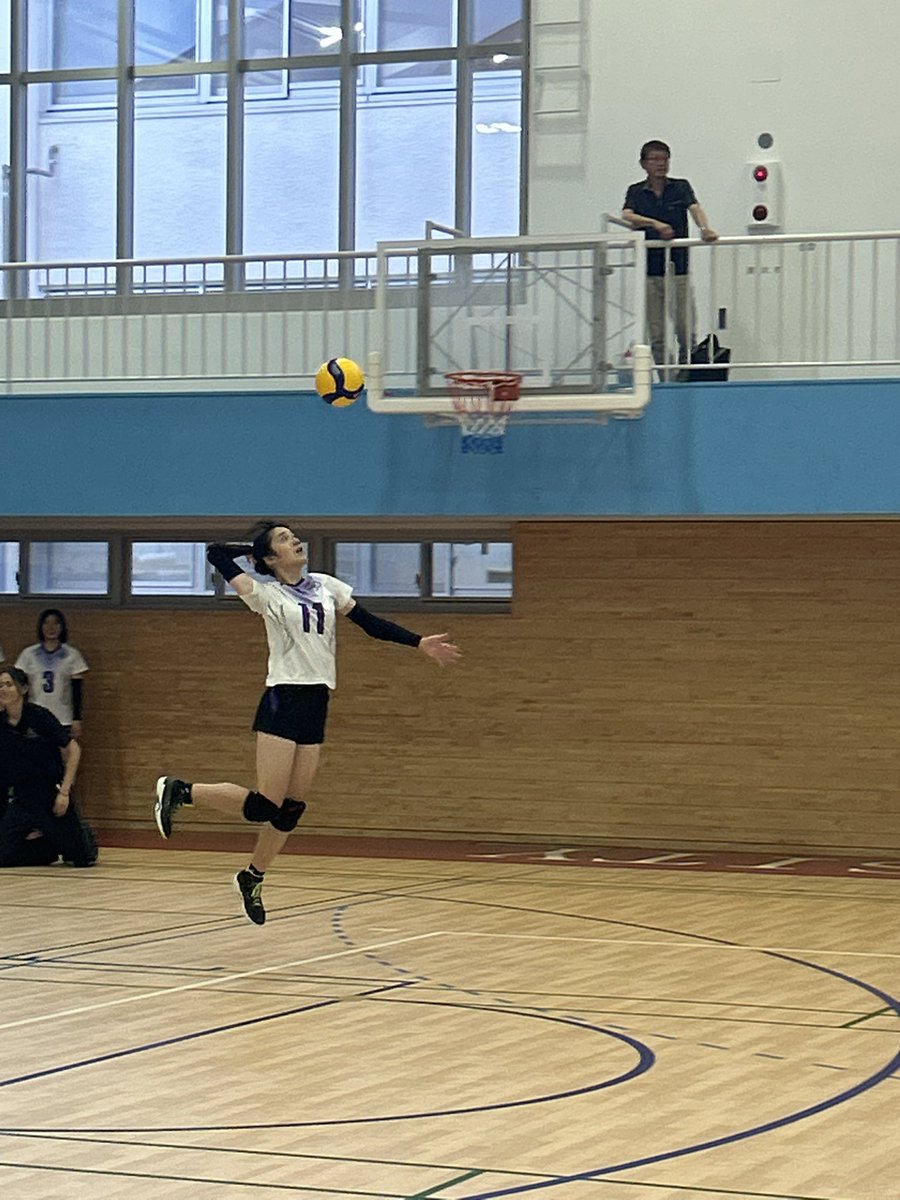 tokai_vb's tweet image. 【2025年度　東海秋季女子1部リーグ戦　8日目】
Aコート第1試合
皇學館大学vs中部学院大学

21-25
11-25
25-16
25-22
15-9

セットカウント3-2
皇學館大学の勝利です！