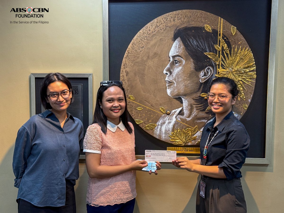 Turnover with receipt! 🧾

A heartfelt thank you to the KimPau Fandom, headed by KimPau International (KPI), for being #IntheServiceoftheFilipino and showing that every act of love creates a ripple of hope that reaches those in need. 💕✨