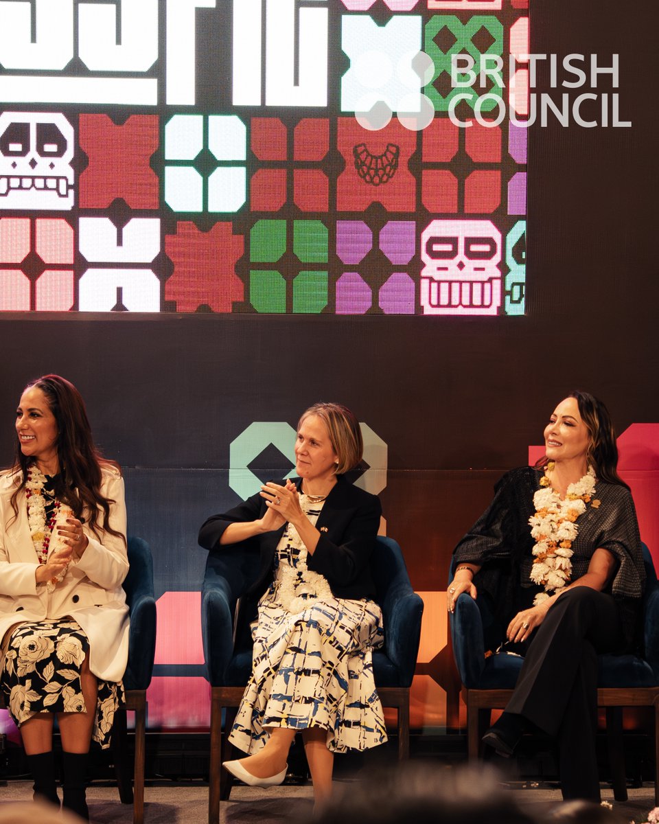 mxbritish's tweet photo. El #53FIC ya comenzó y 🇬🇧🇲🇽 celebran la cultura como un puente entre naciones. Dos semanas, un programa británico artístico y otro académico donde la creatividad y reflexión nos acercan y nos hacen imaginar juntos un mejor futuro. #UKCervantino2025 #BritishCouncilAtFIC https://t.co/3AsFrL8cgj