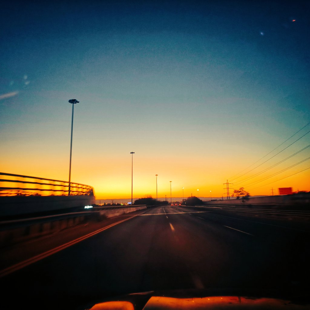 לא מהשעות שלי בדרך כלל אבל #פידזריחה
open.spotify.com/track/0ZYdUkAQ…