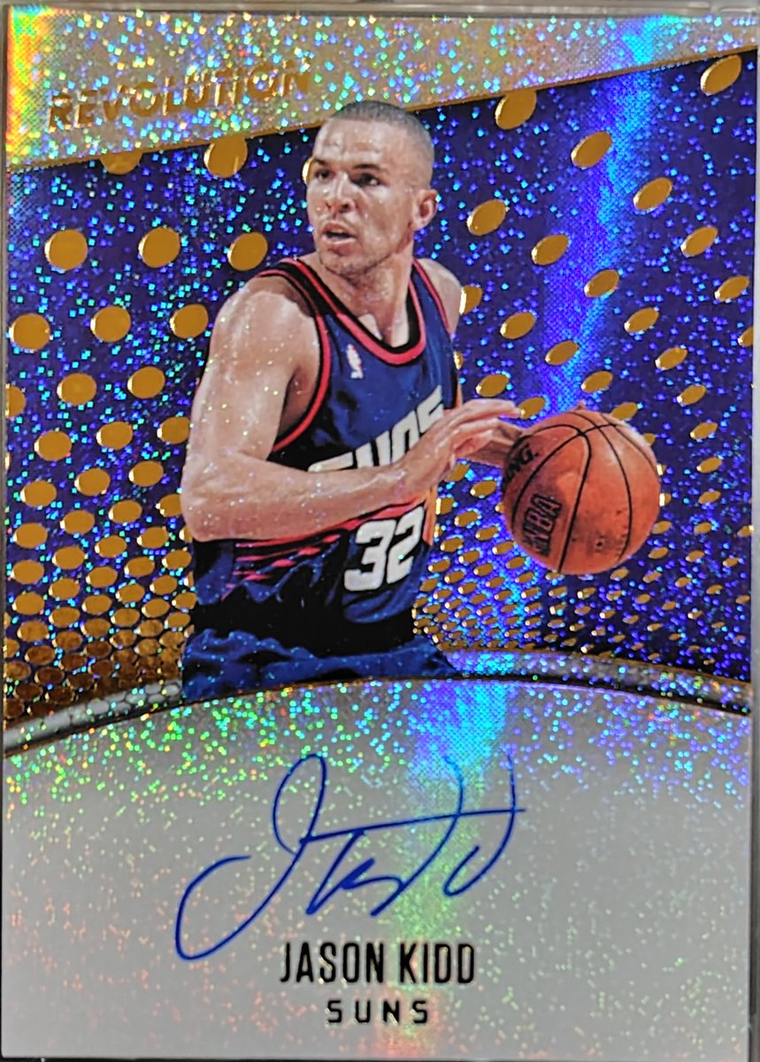 ojbFGUTPdW53781's tweet image. 世代的にはプレーを見ている人は多いか
96年オールスターでの空中ノールックパスが印象に残る
晩年MAVSで優勝、MVPこそ獲得していないが弱小NETSを2度Finalに導いた
【61】Jason Kidd
#NBA75