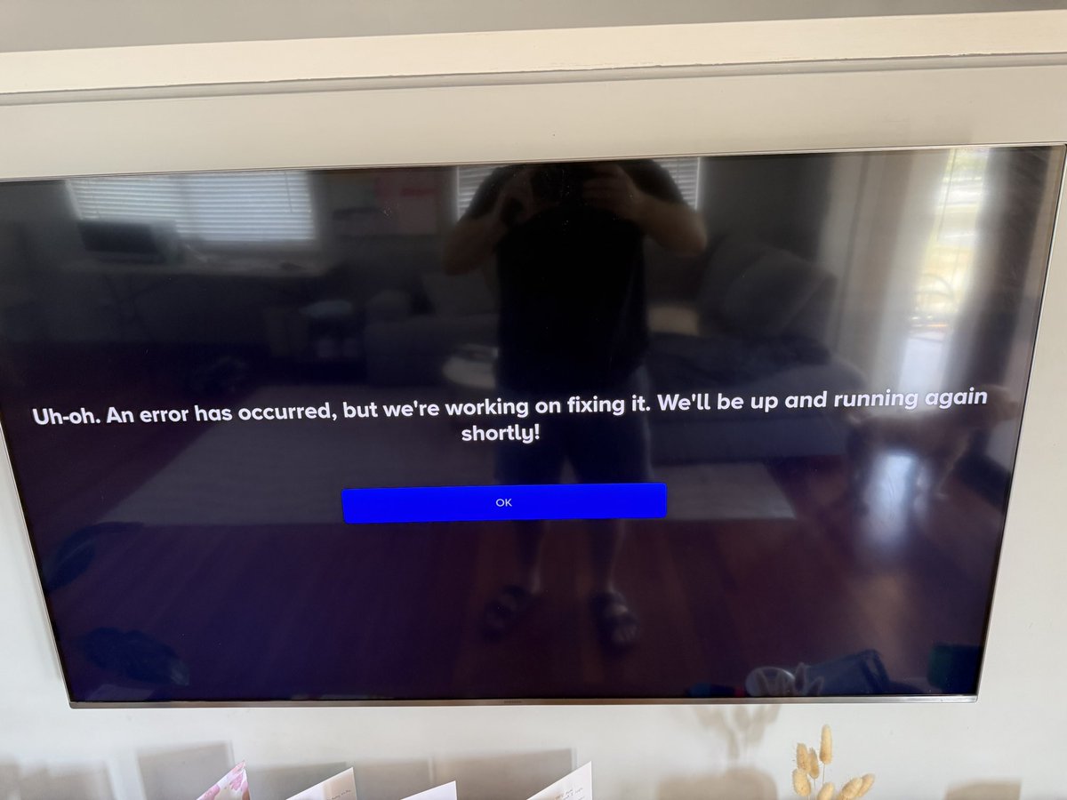 LukeJRayner's tweet photo. @ParamountPlusAU @Socceroos I have done that, does not fix. Here is error msg. This is on Samsung TV. Frustrating! https://t.co/1OFS8pylyo