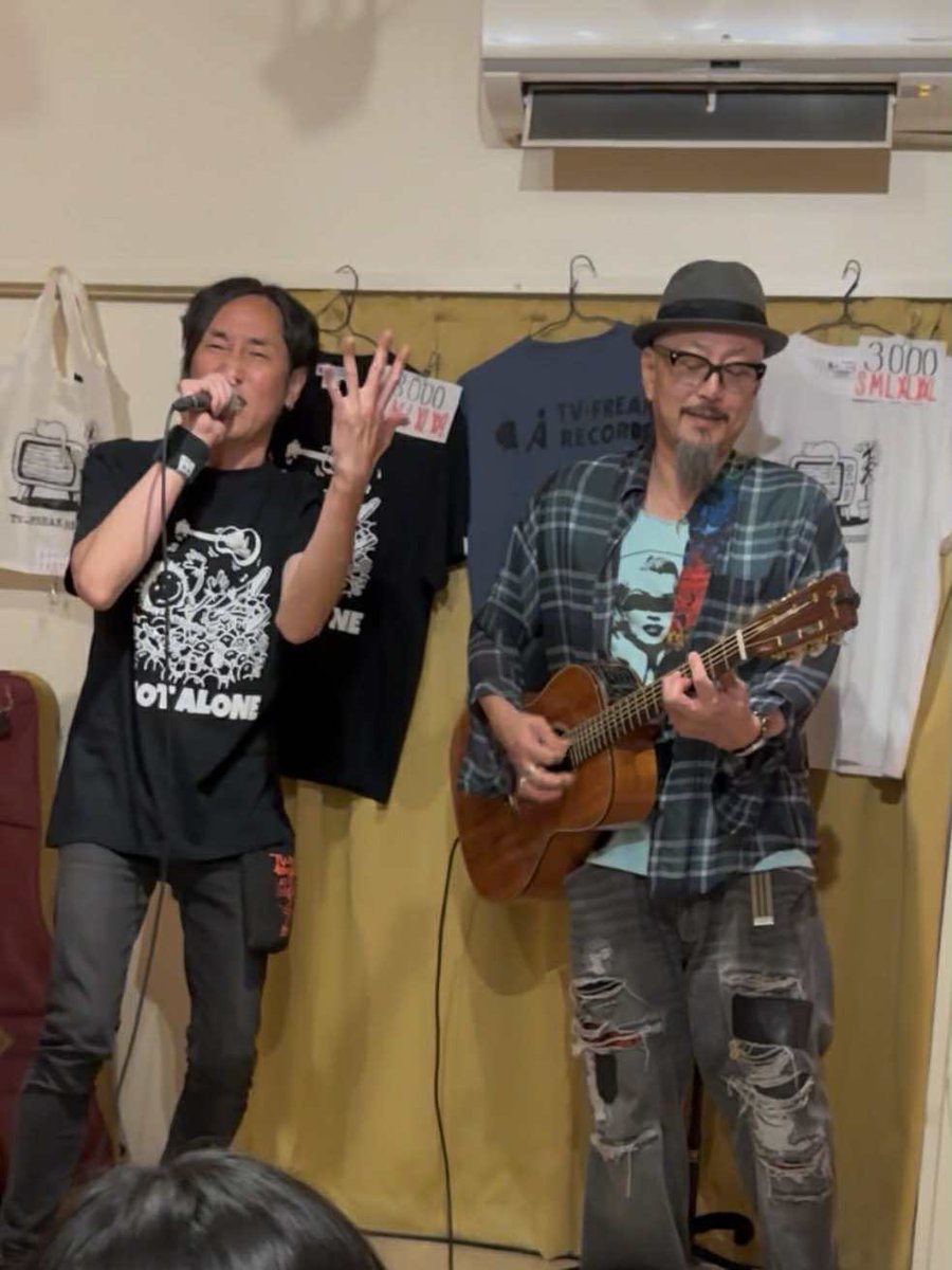 九州ツアー2日目！日田m&amp;mありがとうございました
行橋に引き続き、パンパンのパンで満員御礼！
最高に盛り上がりました！

今日は八代です！