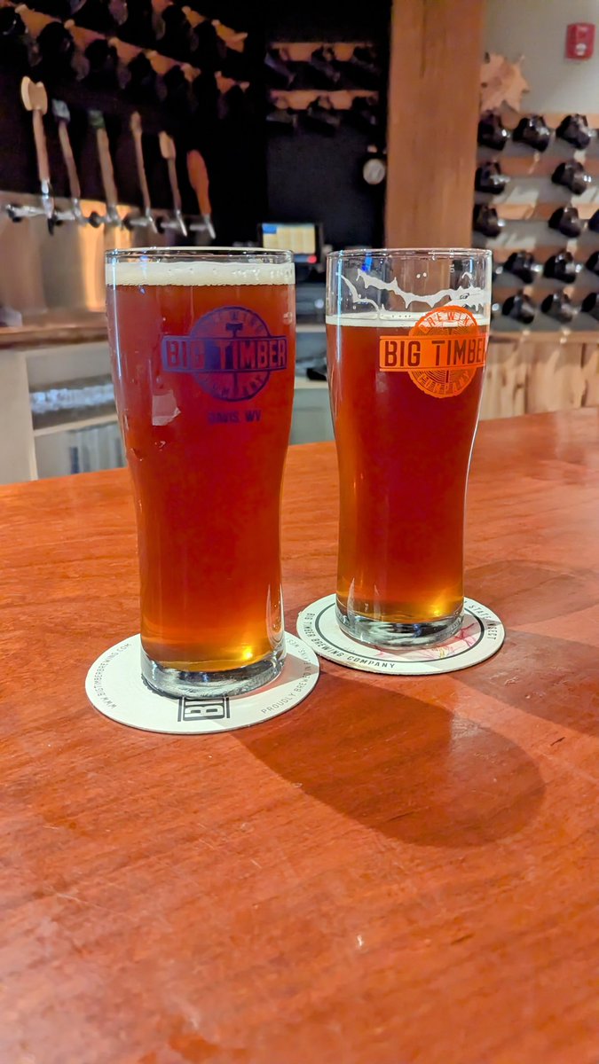 MountMamaLiving's tweet photo. The best Oktoberfest I've ever had 😋. Date night in Elkins. #kidfreetilSunday #BigTimber https://t.co/KjbwZN4PZ4