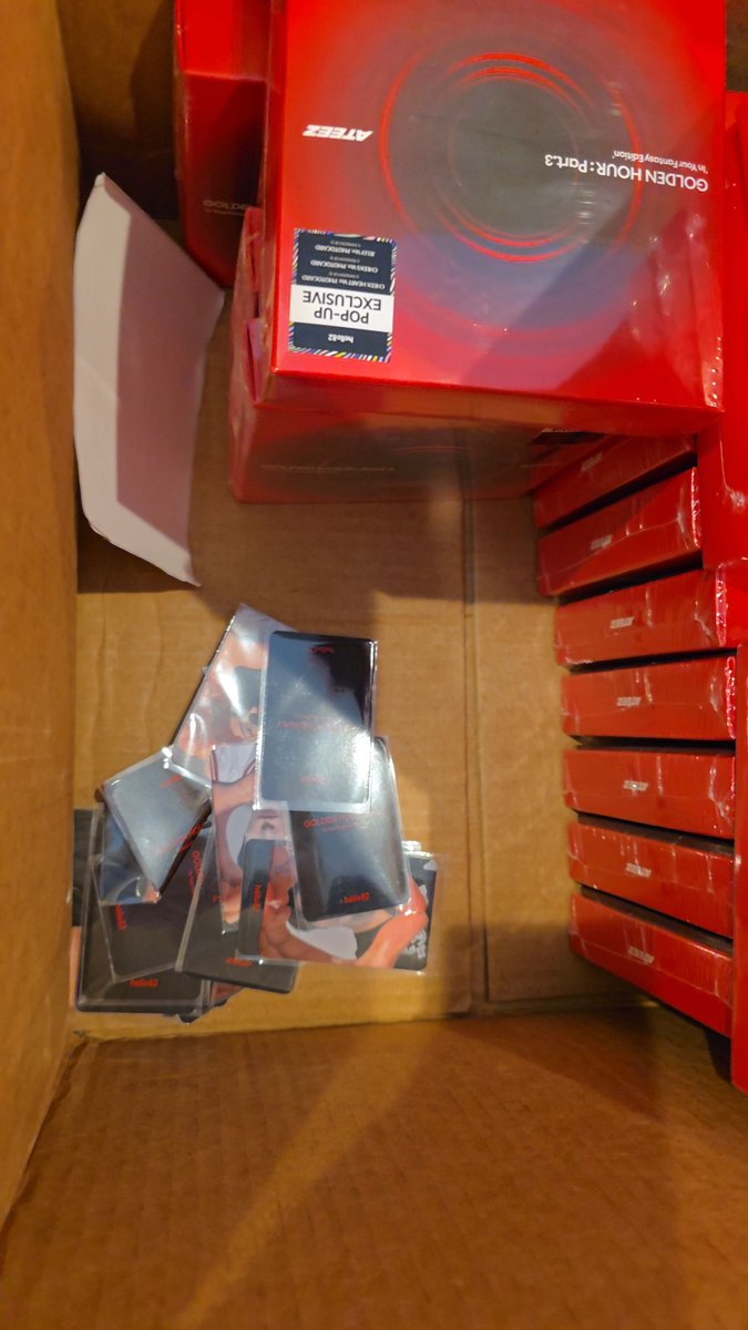 Please film an unboxing video if you’re expecting albums from the Hello82 fansign!! This is absolutely unacceptable. The POB’s were just thrown into the box with NO protection. With the wait and how much we paid for these I expected better.

<a href="/hello82official/">hello82</a> <a href="/hello82shop/">hello82shop</a>