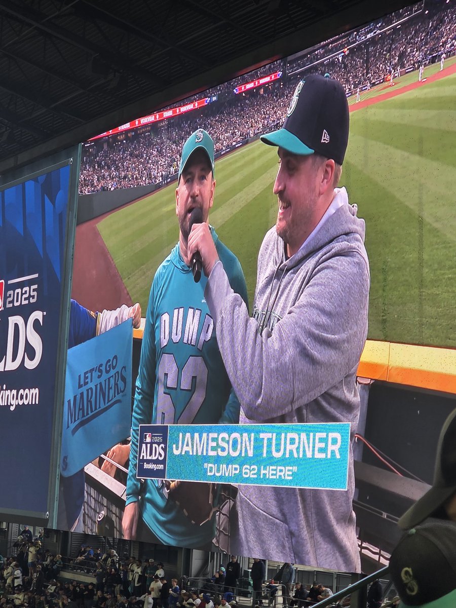 shakeitupbabyy's tweet image. "I just have one thing to say.....I would not have traveled all the way back to 2025 to hype everyone up if we weren't going to win it all"
Someone, anyone, please tell this man I love him. #SeizeTheMoment