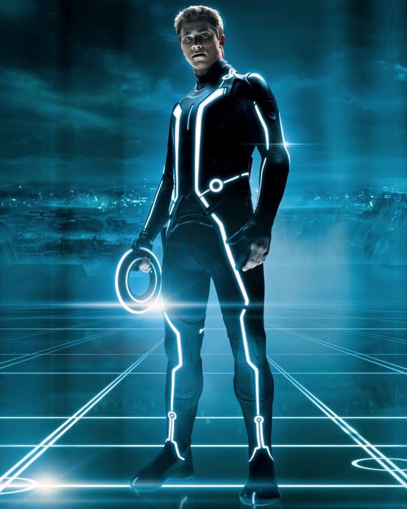 really funny to me how the suits of tron somehow got reverse-mcu'd as the movies went on