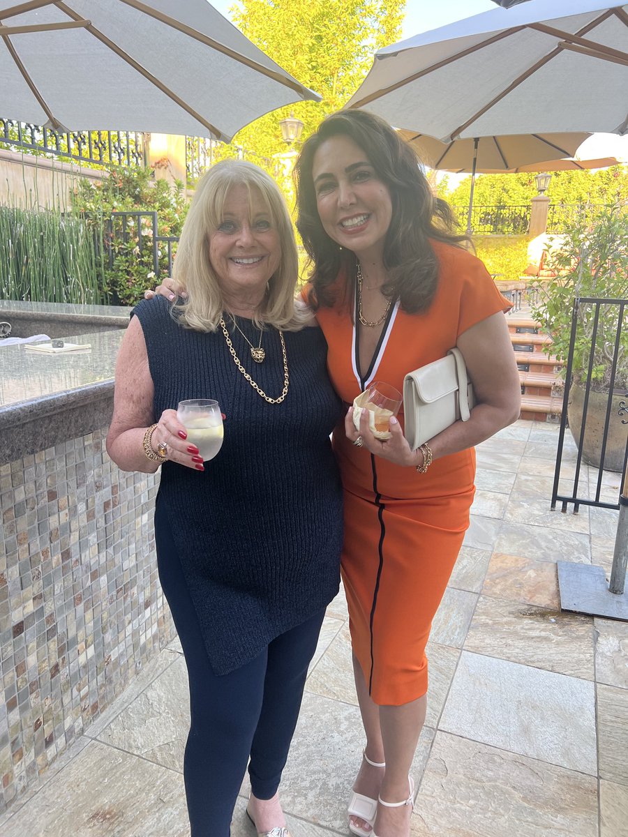 ShahiDesignGrp's tweet photo. It was just a great evening attending the ASID LA 50th Anniversary Celebration and Installation of the new board! ♥️🎉🍸 https://t.co/TR5o4ShHSY