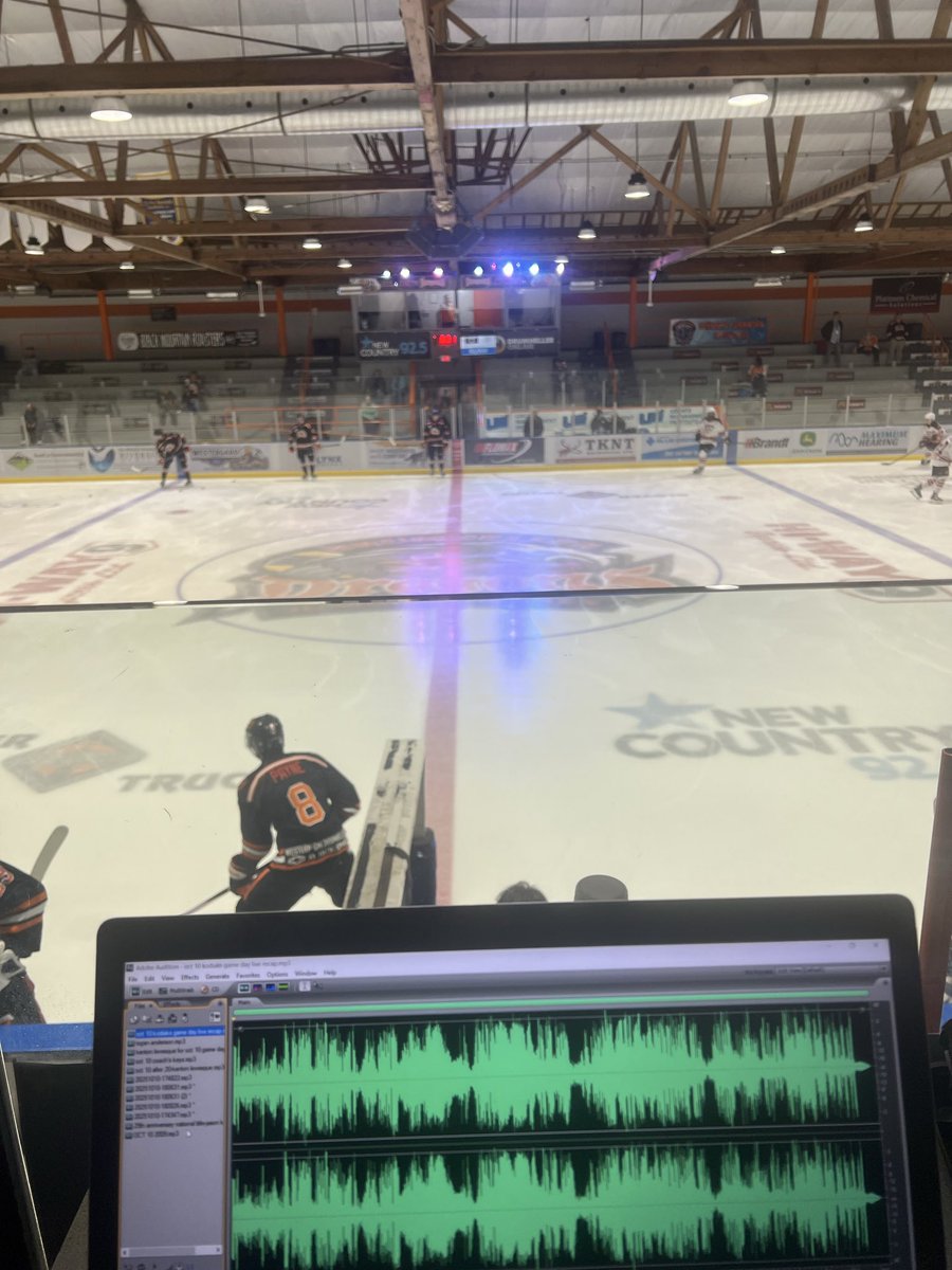 Back in the Valley! <a href="/WildRoseCoop/">Wild Rose Co-op</a> <a href="/camrosekodiaks/">Camrose Kodiaks</a> Hockey coming in 11 minutes from the <a href="/RealtyHomeTime/">Home-Time Realty</a> Broadcast Centre in Drumheller on <a href="/NewCountry981/">New Country 98.1</a> and <a href="/FloHockey/">FloHockey</a>. It all starts with Kodiaks Game Day Live for <a href="/FortisAlberta/">FortisAlberta</a>
