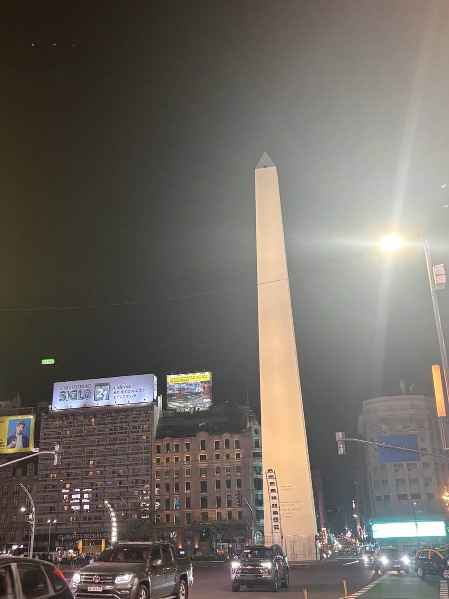 Solicito8866361's tweet photo. Disfrutando mi argentina querida 🤍✨ https://t.co/gHzOoYALv2