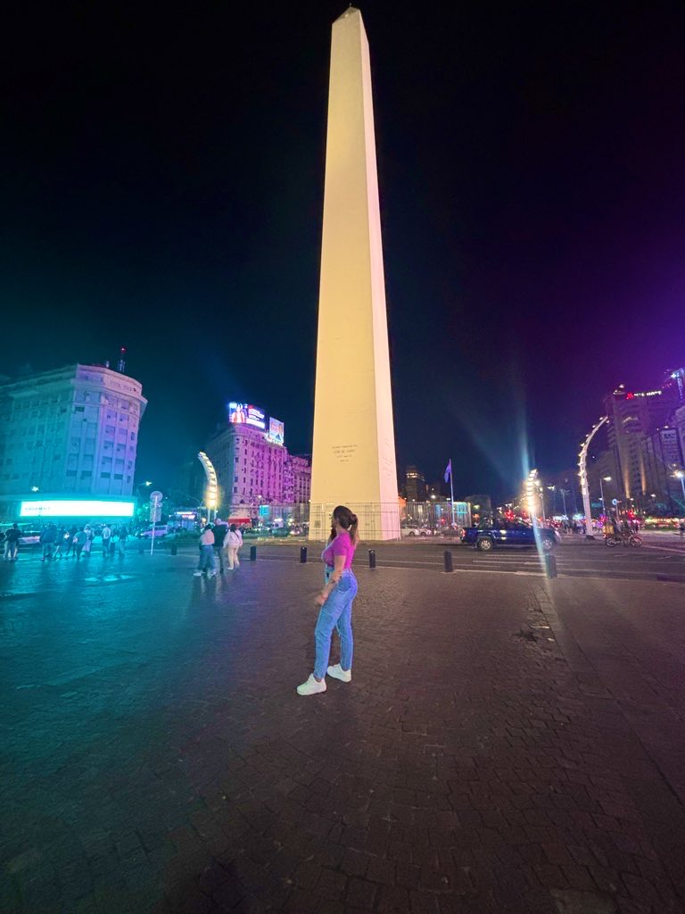 Solicito8866361's tweet photo. Disfrutando mi argentina querida 🤍✨ https://t.co/gHzOoYALv2