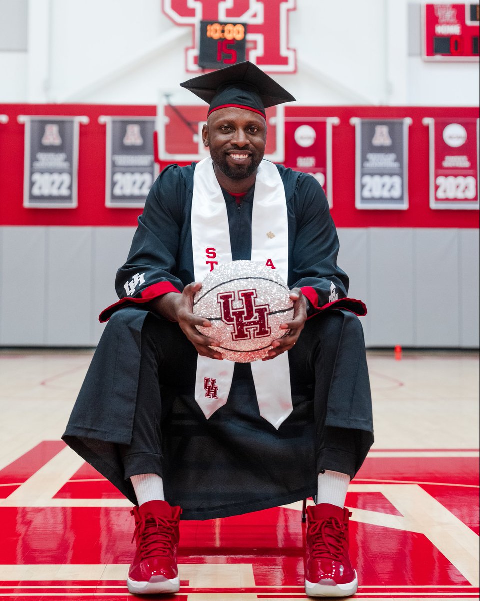batley_bilal's tweet image. Congrats to UH Alumni @jahmarthorpe Thorpe (2005-2007)- coming back to school &amp;amp; completing degree from the Univ. of Houston. 

He is pursuing coaching opportunities collegiate and professional level. Proud of you - great character to “Finish The Race!”
#ForTheCity #AlumniFirst