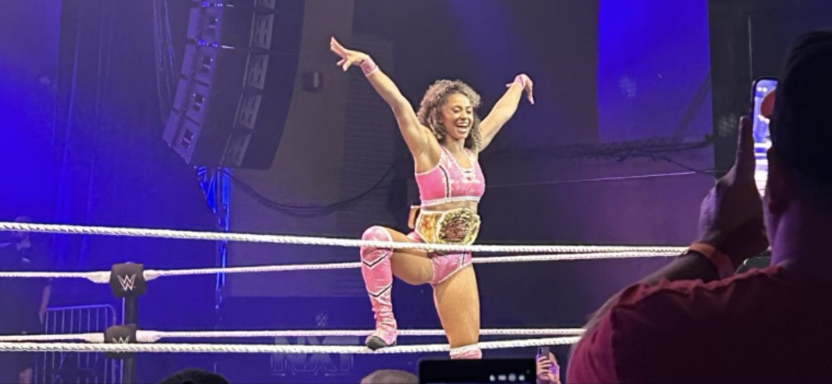 NO1BIGT_123's tweet image. Kelani Jordan defeated Thea Hail by pinfall
#NXTColumbus