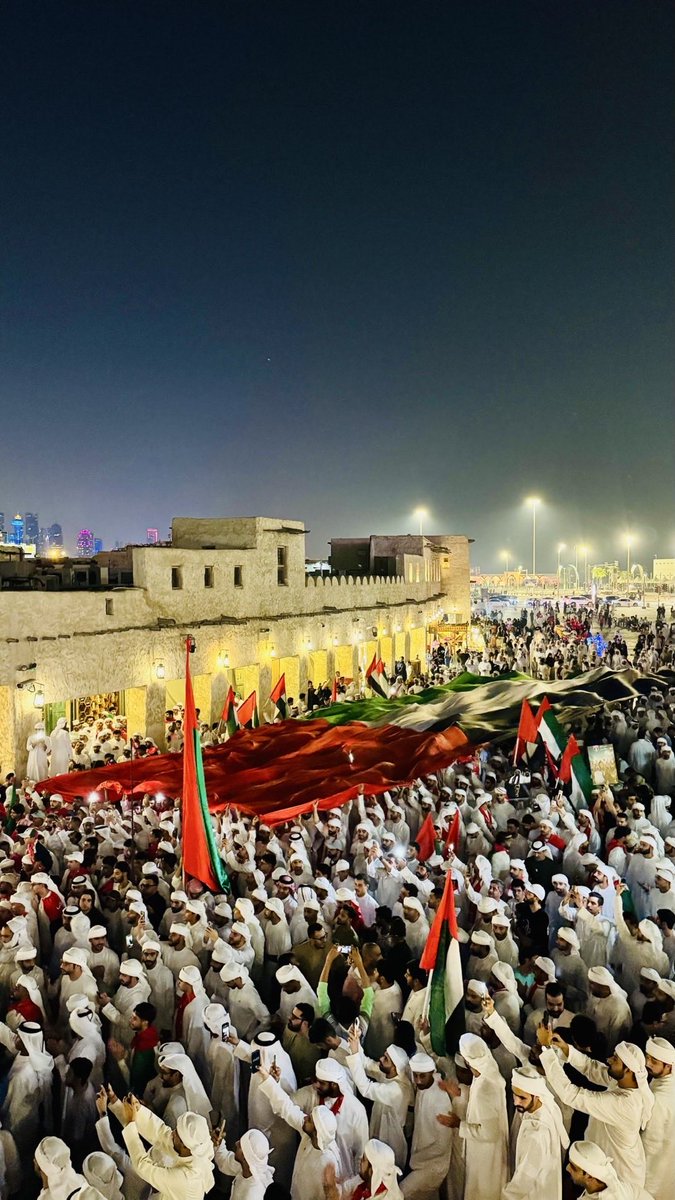 rhal_78's tweet image. اللهم لا تخيب لنا رجاء🙏
#منتخب_الإمارات 
#حلم_وطن
