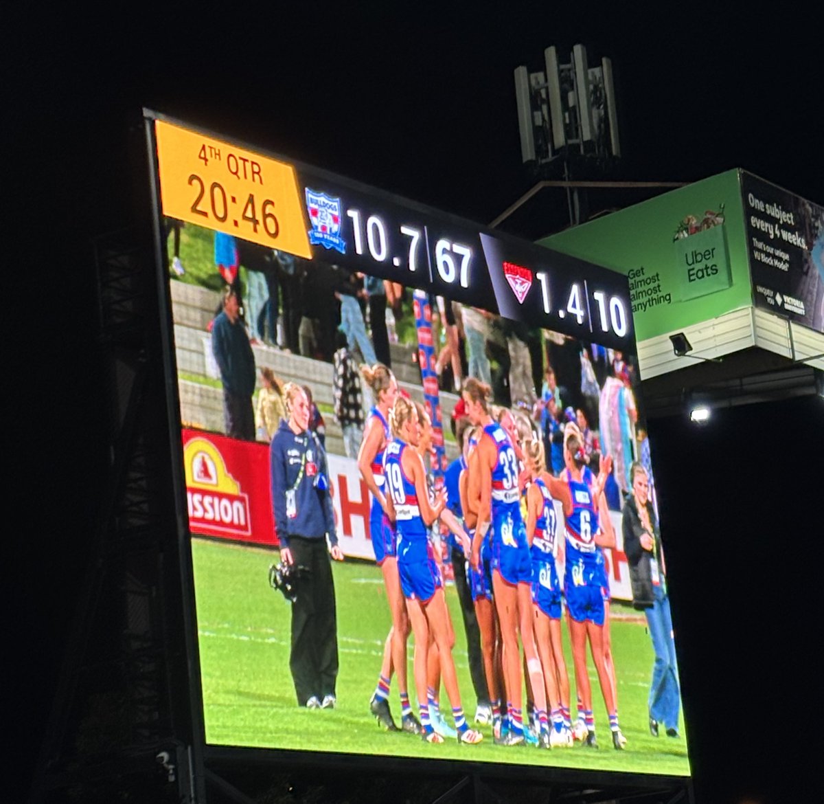 AndrewGigacz's tweet photo. Slightly annoying feelings of déjà vu last night as @BulldogsW gave up their only goal of the match in the final minute, just as our @westernbulldogs men's side did in 1991.
#AFLWDogsDons https://t.co/G54HVxcTkv