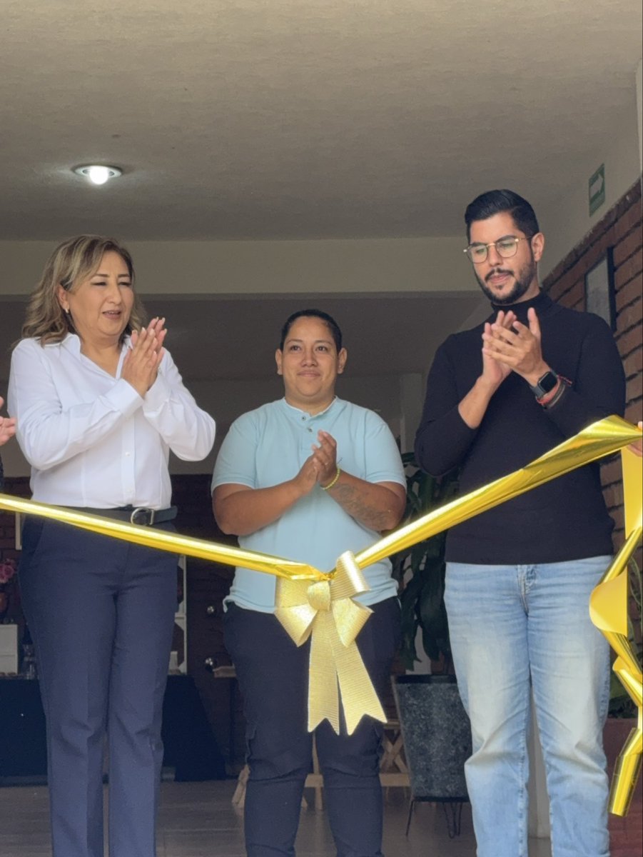 JAP_Mich's tweet photo. Acompañamos al Centro de Atención y Formación Especializada IAP en la inauguración de sus instalaciones 💜, un espacio que brindará hogar y oportunidades a niñas y adolescentes en situación de vulnerabilidad.

#MichoacánEsMejor https://t.co/bEEkiu6LOO