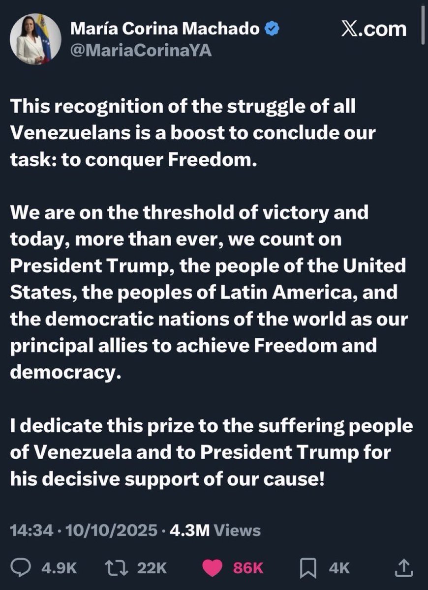 r_b_t_r's tweet photo. @LeadingReport Hahahaha so many butthurt sh!tlibs in the comments. “Nooooo she didn’t waaaah!!! 😭 😭 this is made up!!!1”

She publicly dedicated the award to him; this is entirely believable. https://t.co/lOUkp3gn0b