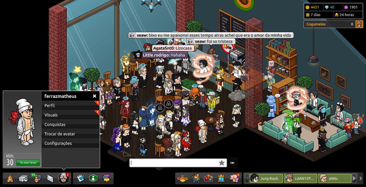 🟢 ATUALIZAÇÃO | A nova interface para desktop do cliente beta está sendo testada no Sandbox! Note que essa é a primeira versão lançada com a nova interface, existem bugs a serem corrigidos, além de mudanças já planejadas, como a reorganização do menu. #Habbo