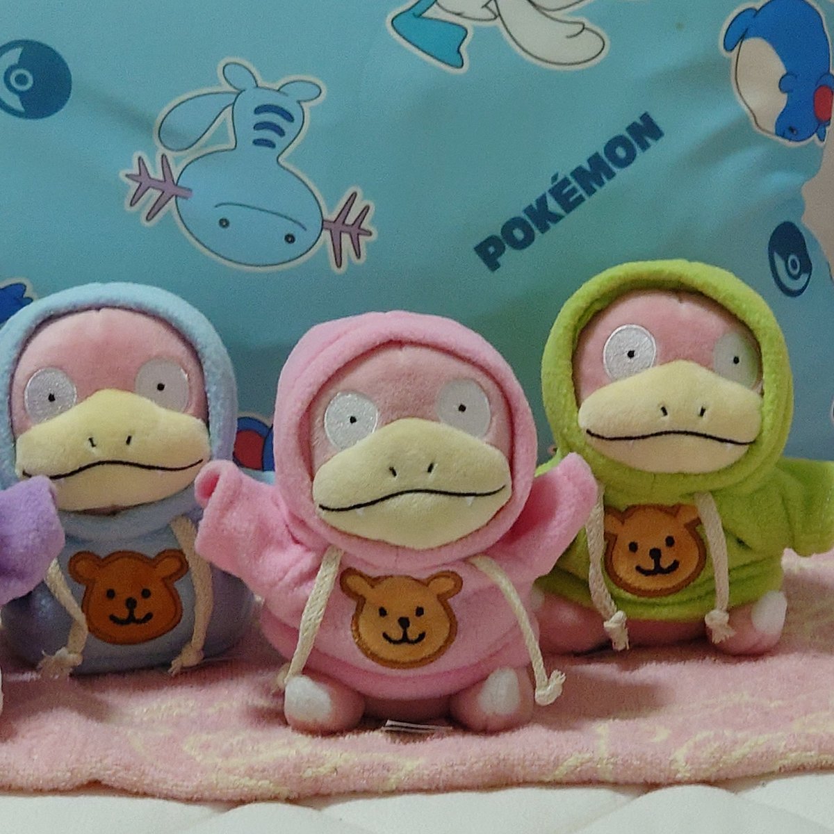 ヤドグリーン❗
ヤドピンク❗
ヤドイエロー❗
ヤドブルー❗
ヤドパープル❗
おやつを愛するヤドレンジャー😋
集合やぁん🎶