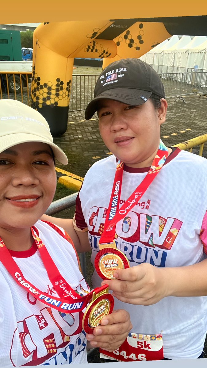 KimPauTOS's tweet photo. Happy to support you & Pau, Kimmy!
Always!!!
Thank you for the #ChowkingFunRun @chowking_ph
Successful 5k run for the ladies at KPTOS! Thank you, Ladies!!!
KIMPAU FOR CHOW FUNRUN
#KimPau | #KimChiu | #PauloAvelino https://t.co/QnQ10JS7tc