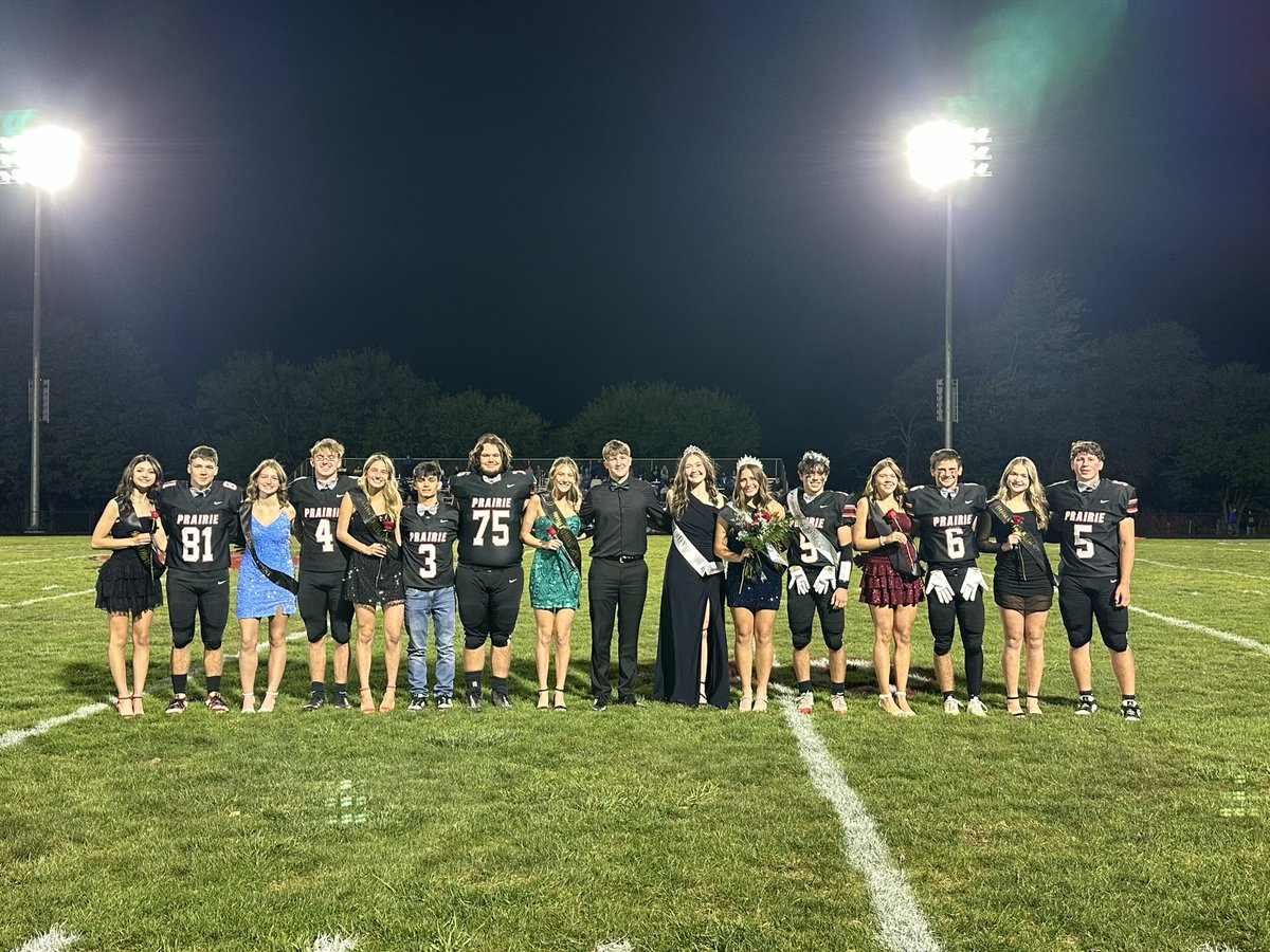 Congratulations to our 2025 homecoming king and queen!! 👑❤️🖤