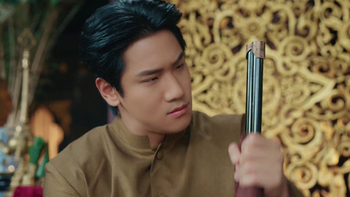 AbreuM459352's tweet photo. Mano eu amo tanto esse bl sério só ele pode me proporcionar cenas assim kkkkkkkkkkkkk
Esse Worradej 👀
#ฉันนี่แหละท่านขุนที่สวยที่สุดEP11
#TheMostBeautifulCountEP11 https://t.co/QtZ06YxW4W