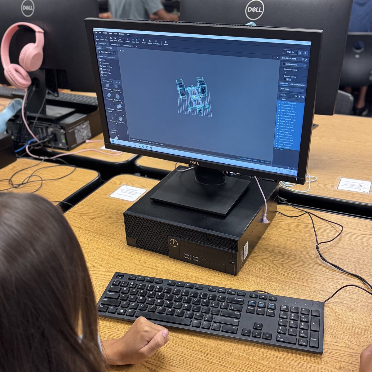 mrsmichelleboyd's tweet image. Engineering students using Lego BrickLink Studio to design their crash test cars... We imported our kits so we could design our car to only use the pieces we have. We love that the step-by-step instructions to build it are generated based on the steps taken to design it. 🙌
