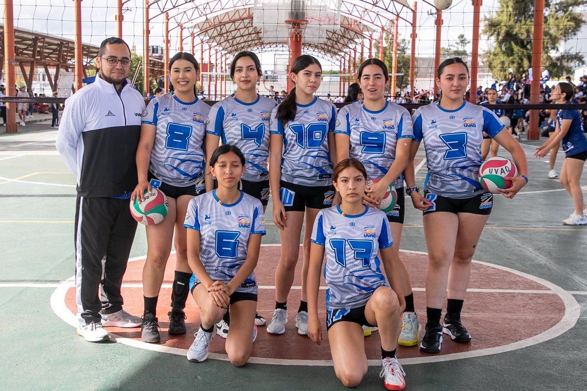 Una sana competencia se vivió en el Interprepas 2025 con más de 900 alumnos de 10 preparatorias de la <a href="/uvaq/">UVAQ</a>  convocados en el Deportivo Wenceslao en Morelia, donde se compitió en atletismo, baloncesto, fútbol, voleibol, natación, taekwondo y canto. uvaq.edu.mx/nueva-noticias/