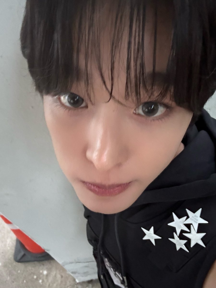 RikuNCTCol's tweet image. [ 101025 | #RIKU WEVERSE ] 
🐈‍⬛🖤