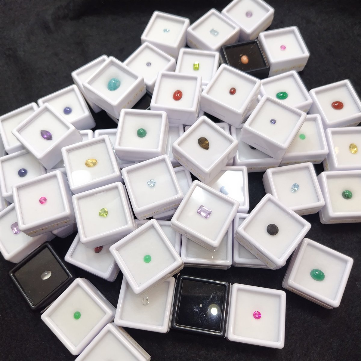 クリスタルワールド立川店 on X