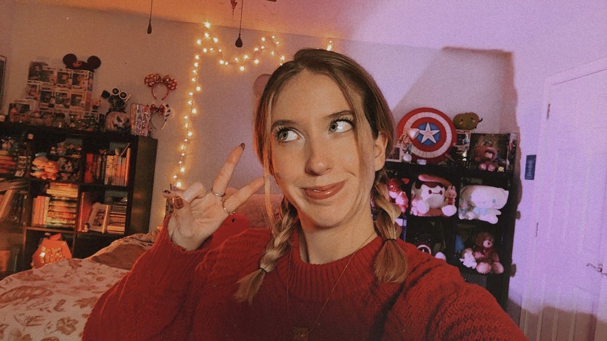 heidi ⭐️ twitch streamer tweet media