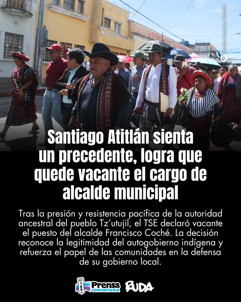 PrensaComunitar's tweet image. #AHORA 🚨 El TSE actuó en calidad de testigo de honor ante la declaratoria de vacante el puesto de alcalde municipal de Santiago Atitlán resuelta por el Concejo Municipal
La resolución reconoce la legitimidad del autogobierno indígena y el liderazgo comunitario en la…