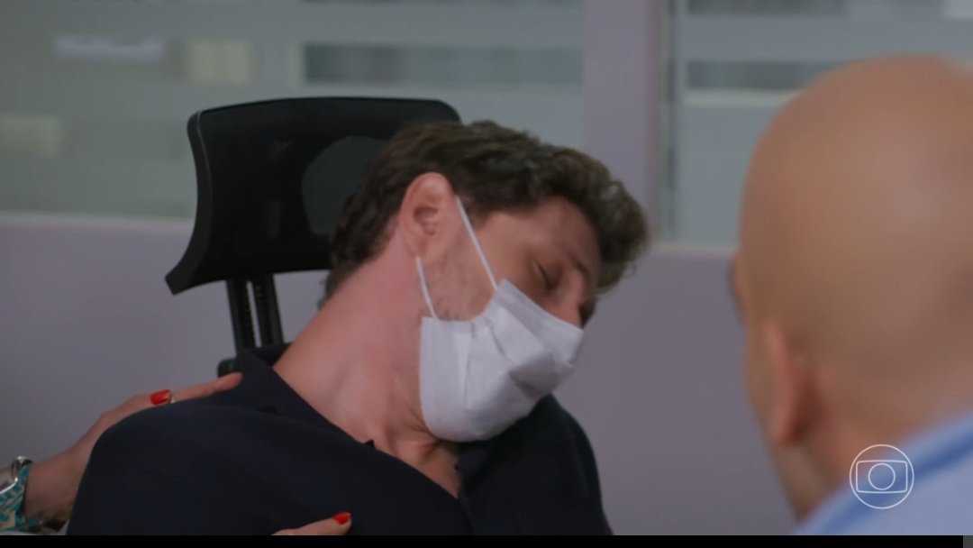 meu traço tóxico é querer que o leonardo não possa doar pro afonso só por causa dessa família sangue suga que só vê ele como uma medula ambulante #valetudo