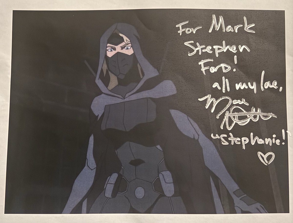Got two Steph-related autographs at New York Comic-Con today: Batgirl artist Dustin Nguyen and her Young Justice voice actress Mae Whitman!
#NYCC #stephaniebrown