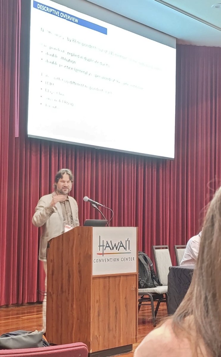 ycompta's tweet image. Hectic week for @hospitalclinic movement disorders unit: after the success of the 1st Annual MSA Meeting (3rd Oct @MissionMSA), several poster, oral &amp;amp; parallel presentations, tauopathies' podcast &amp;amp; PSP group meeting at the @mds international congress. Thanks to all the team!